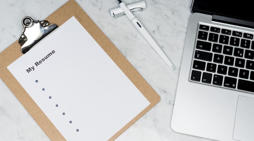 Cómo Preparar tu CV para Destacar en el Mercado Laboral